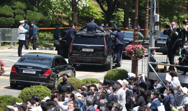 제20대 윤석열 대통령 취임식 후 집무실 이동 사진