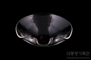 크리스털 수반[水盤] 이미지