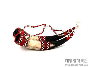 물소뿔[Buffalo Horn] 조각 이미지