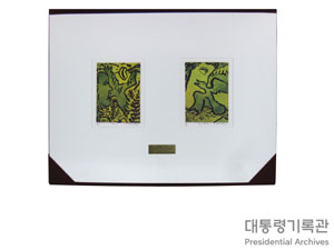 새와 얼굴 그림 이미지