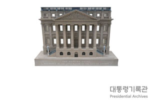 맨션 하우스 모형(영국 런던 특별 행정구역 시티 시장 관저, Mansion House, Residence of The Lord Mayor of The City of London) 이미지