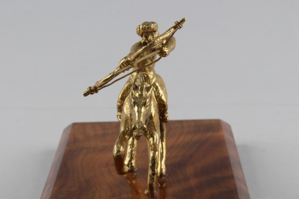 `말을 탄 사냥꾼` 모형 장식품 이미지